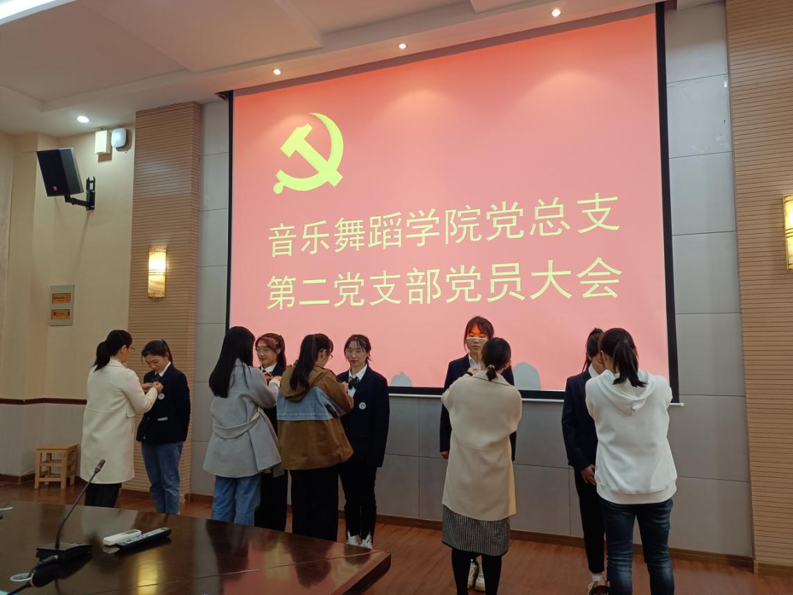 说明: 2589ccb7-940c-4e35-a9bd-e3e6afb34538